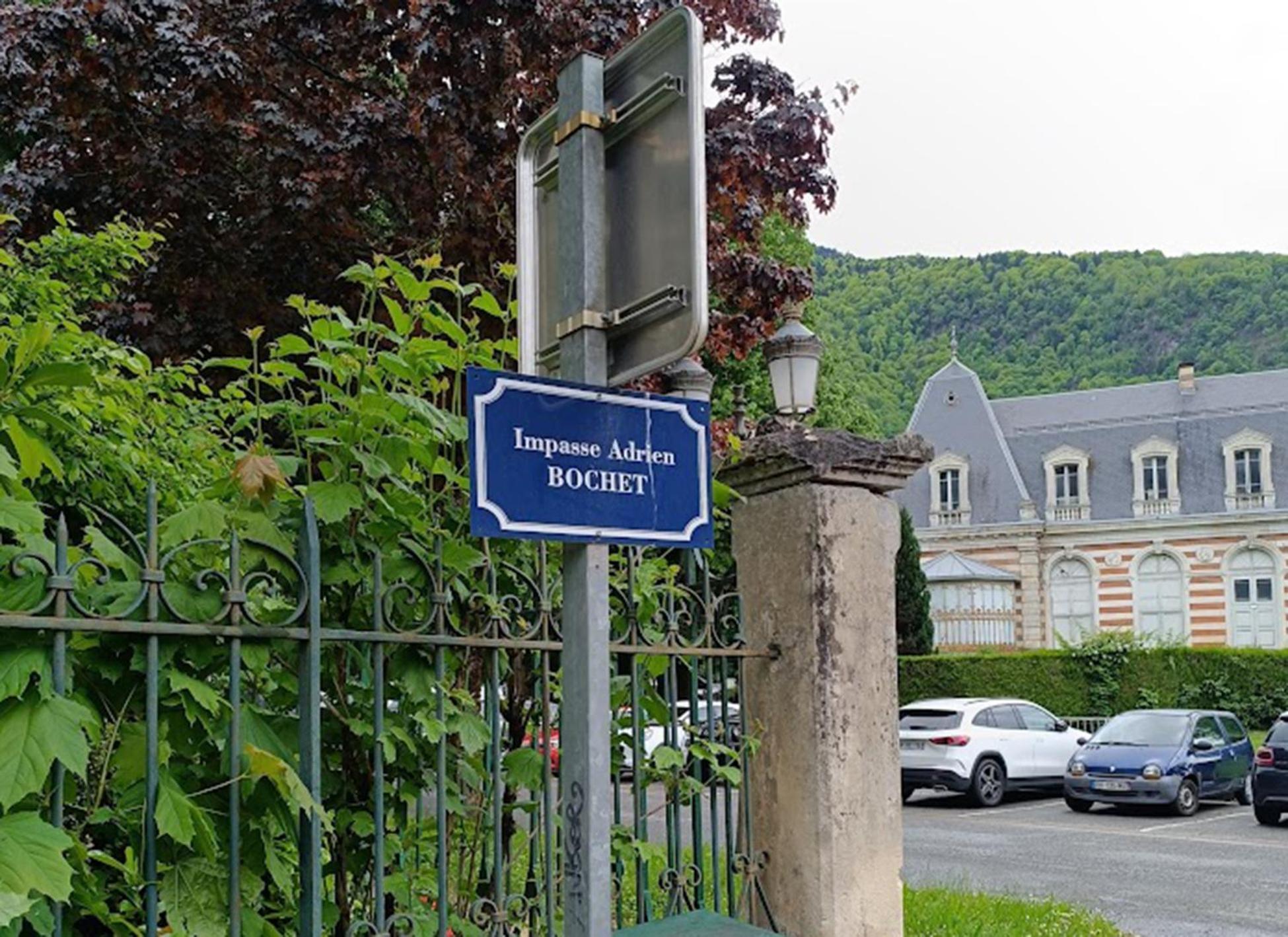 דירות Bagnères-de-Luchon Le Nid De Juliette, T3 Duplex, Parking, Cave מראה חיצוני תמונה
